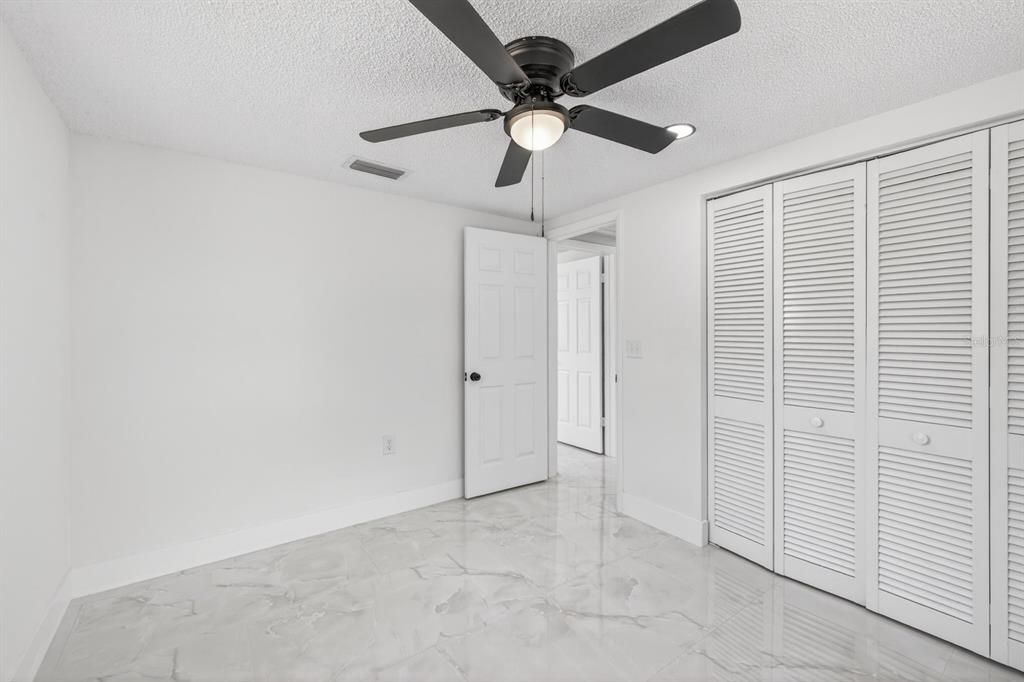 Activo con contrato: $269,999 (3 camas, 2 baños, 1176 Pies cuadrados)