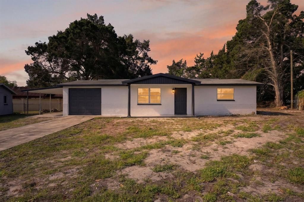 Activo con contrato: $269,999 (3 camas, 2 baños, 1176 Pies cuadrados)