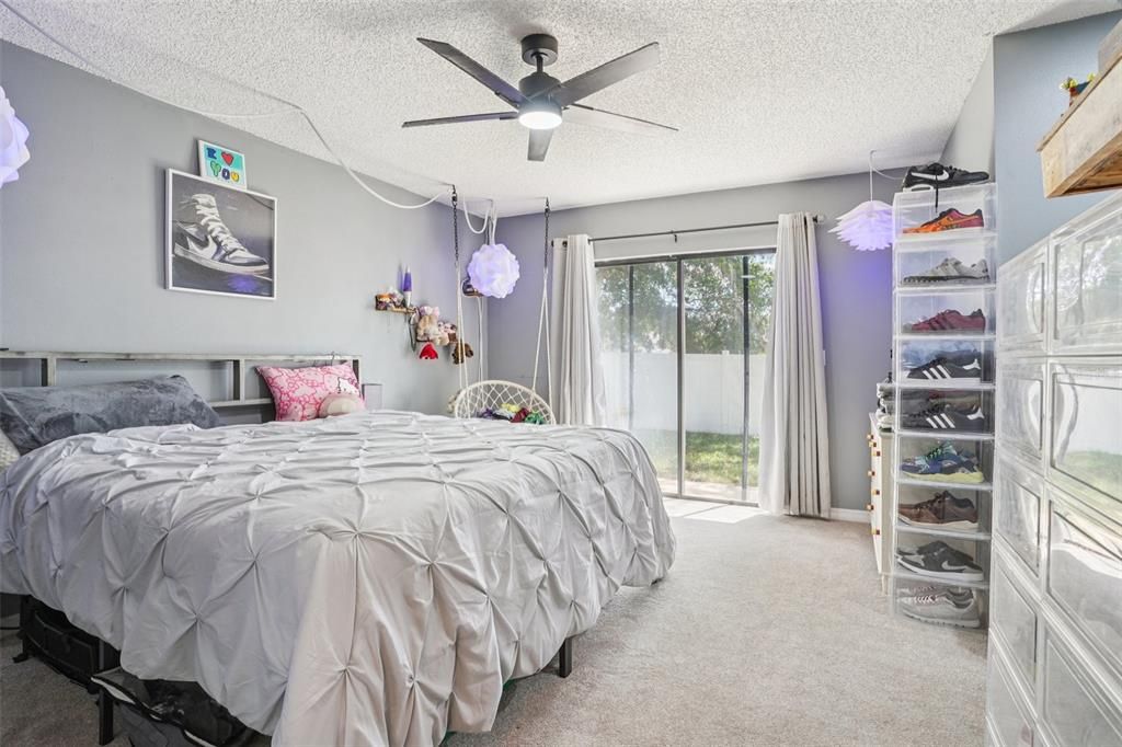 Activo con contrato: $230,000 (3 camas, 2 baños, 1540 Pies cuadrados)