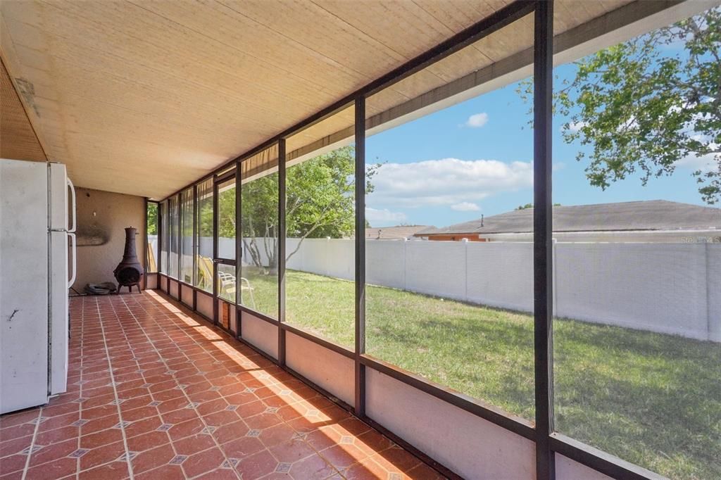 Activo con contrato: $230,000 (3 camas, 2 baños, 1540 Pies cuadrados)
