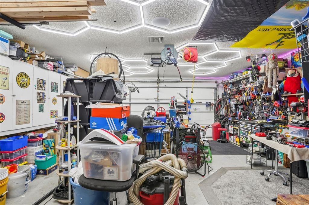 Activo con contrato: $230,000 (3 camas, 2 baños, 1540 Pies cuadrados)