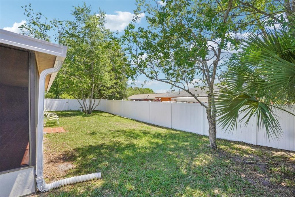 Activo con contrato: $230,000 (3 camas, 2 baños, 1540 Pies cuadrados)