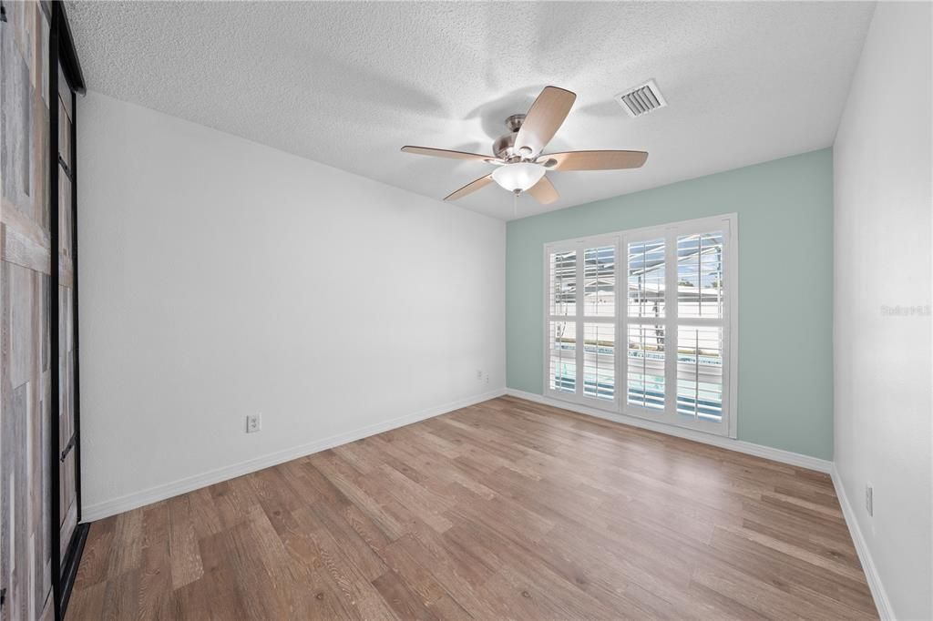 For Sale: $305,000 (2 beds, 2 baths, 1225 Square Feet)