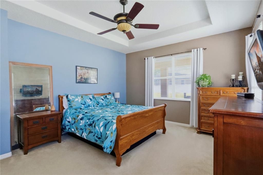 For Sale: $385,000 (4 beds, 2 baths, 2184 Square Feet)