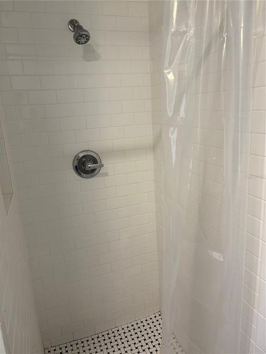 Active With Contract: $549,000 (4 beds, 2 baths, 1888 Square Feet)