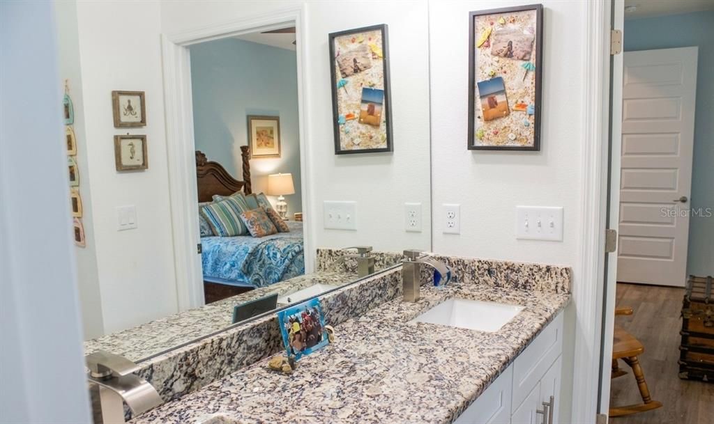 En Venta: $785,900 (3 camas, 2 baños, 1926 Pies cuadrados)