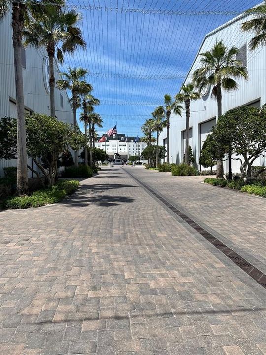 На продажу: $79,500 (1.03 acres)
