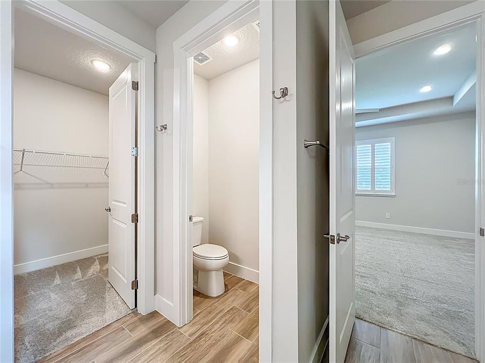 En Venta: $549,500 (4 camas, 3 baños, 2280 Pies cuadrados)