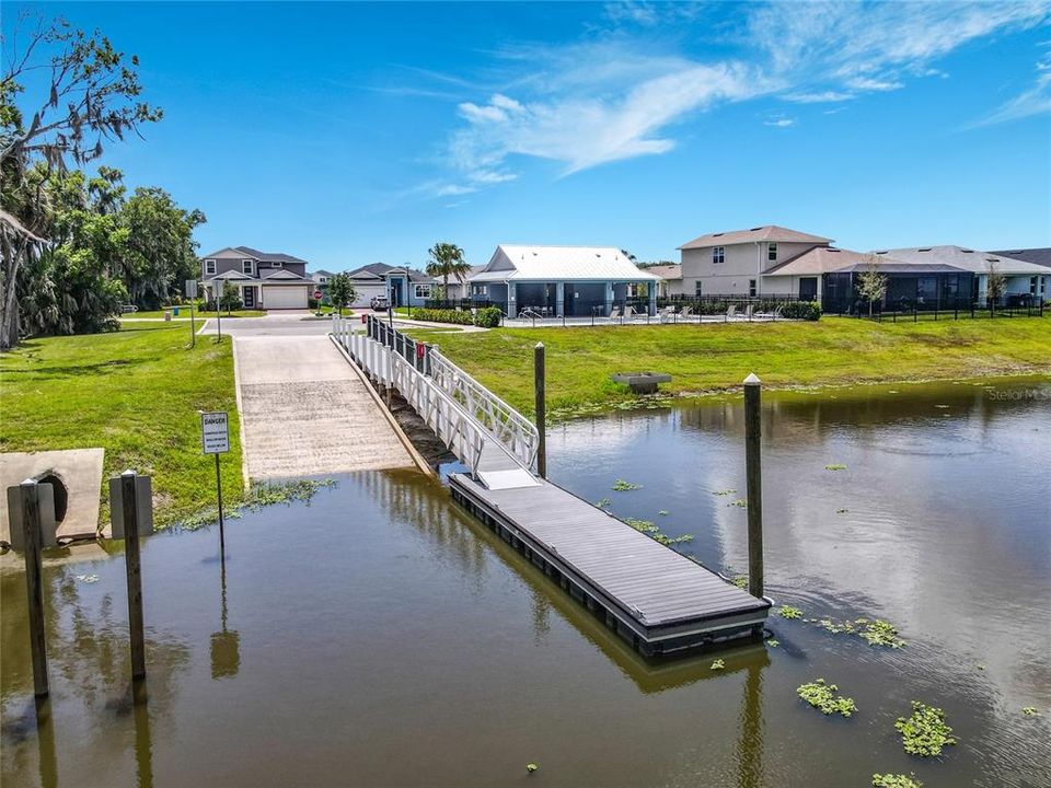 En Venta: $549,500 (4 camas, 3 baños, 2280 Pies cuadrados)