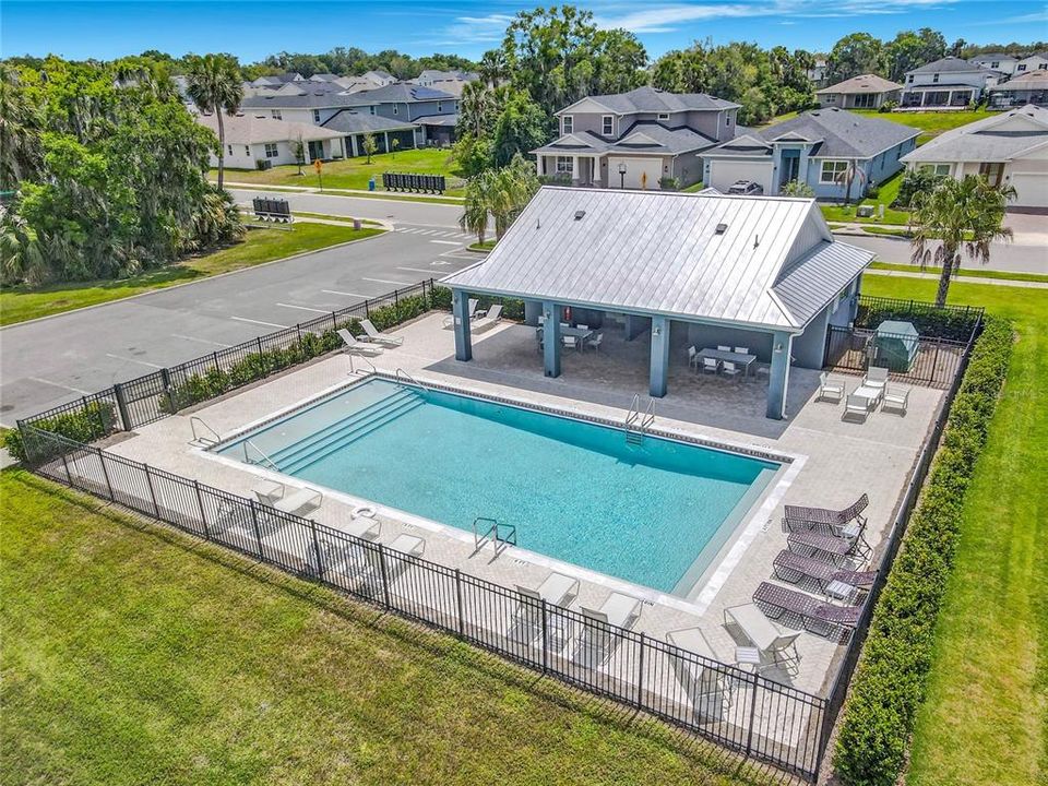 En Venta: $549,500 (4 camas, 3 baños, 2280 Pies cuadrados)