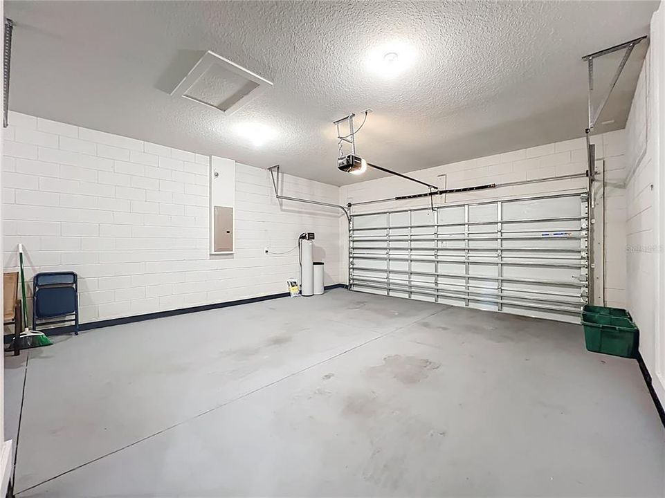En Venta: $549,500 (4 camas, 3 baños, 2280 Pies cuadrados)