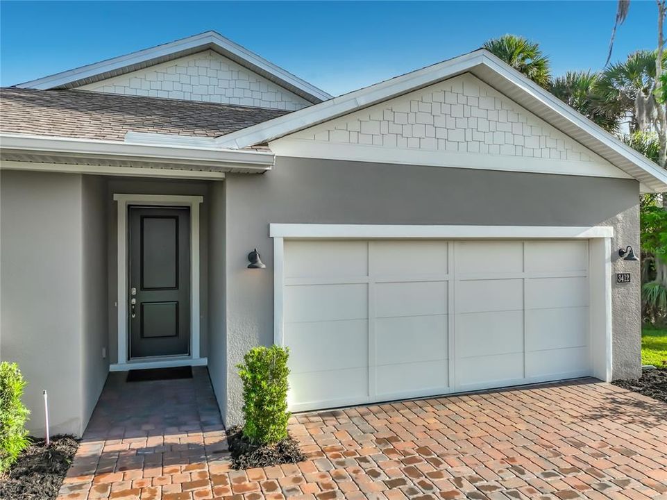 En Venta: $549,500 (4 camas, 3 baños, 2280 Pies cuadrados)