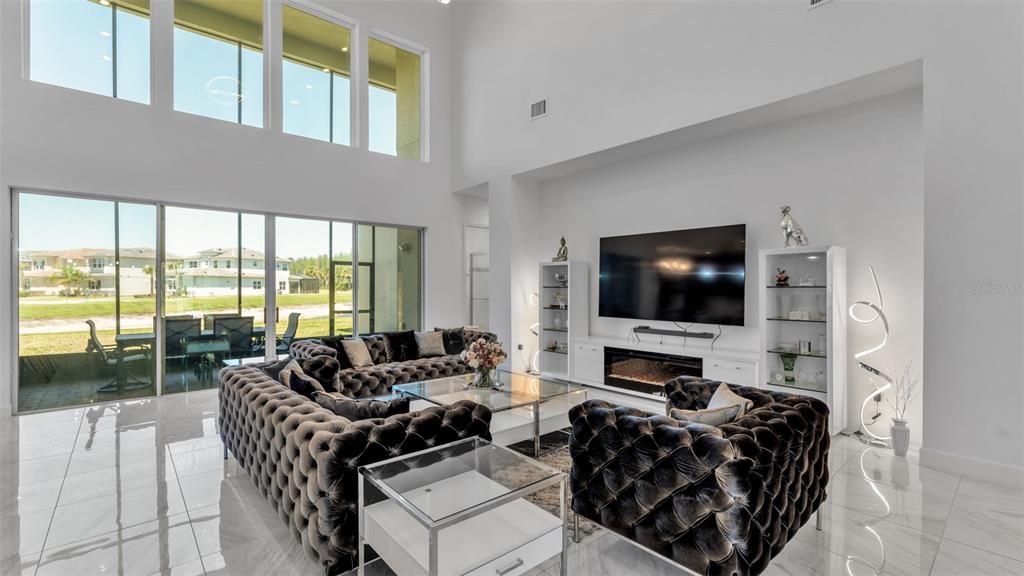 For Sale: $1,224,000 (4 beds, 5 baths, 4501 Square Feet)