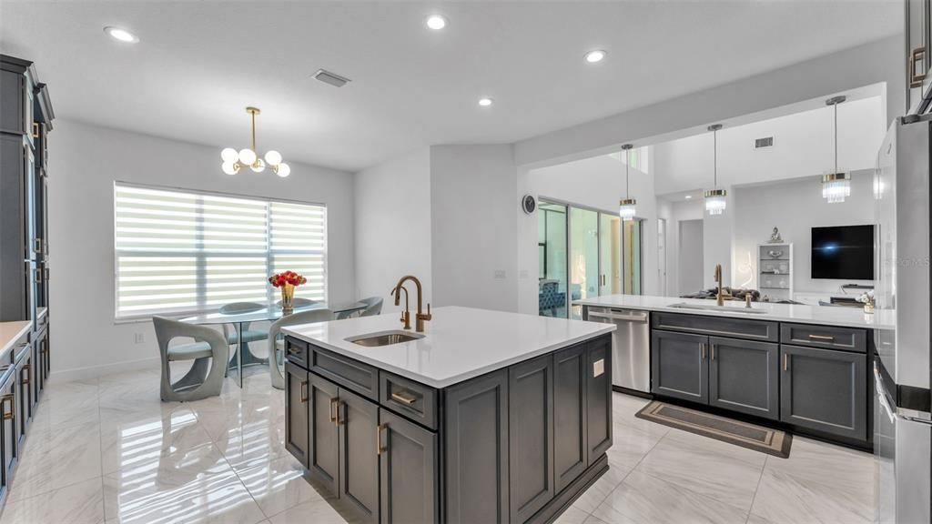 For Sale: $1,224,000 (4 beds, 5 baths, 4501 Square Feet)