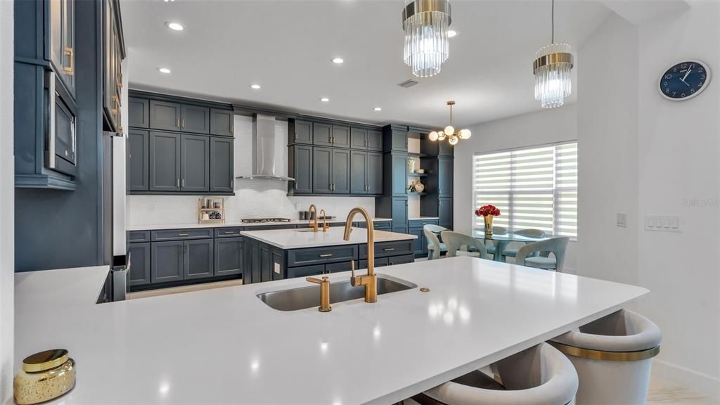 For Sale: $1,224,000 (4 beds, 5 baths, 4501 Square Feet)