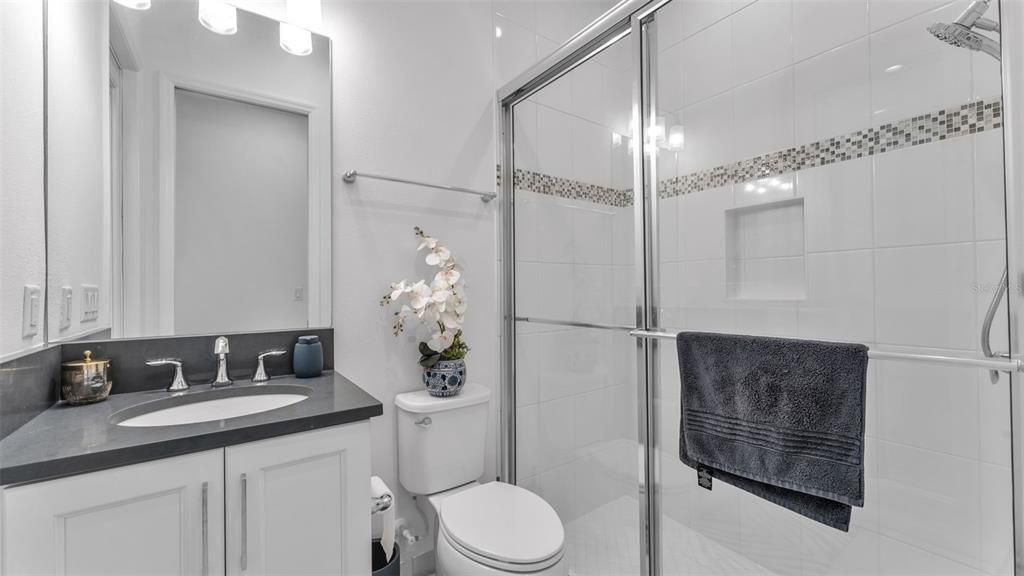 For Sale: $1,224,000 (4 beds, 5 baths, 4501 Square Feet)