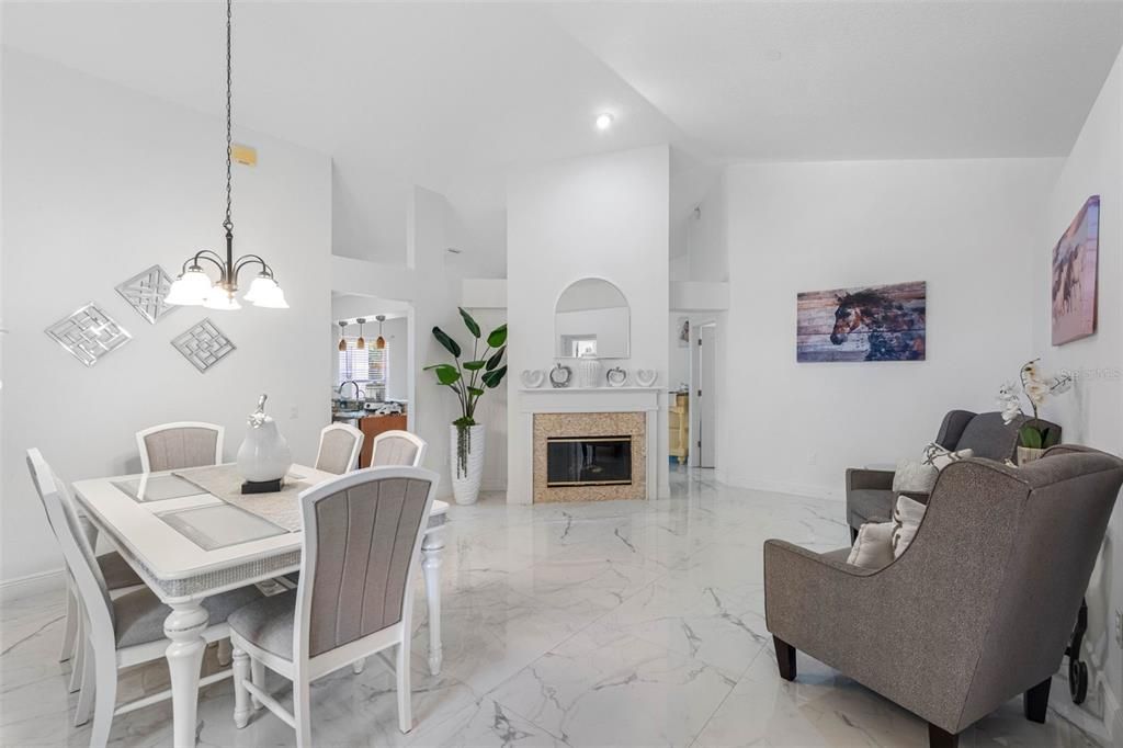 For Sale: $394,900 (3 beds, 2 baths, 1592 Square Feet)