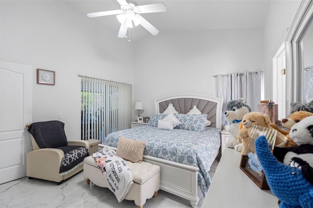 For Sale: $394,900 (3 beds, 2 baths, 1592 Square Feet)