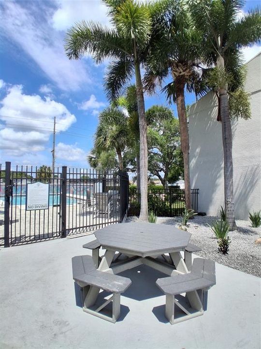 For Rent: $1,495 (2 beds, 2 baths, 973 Square Feet)