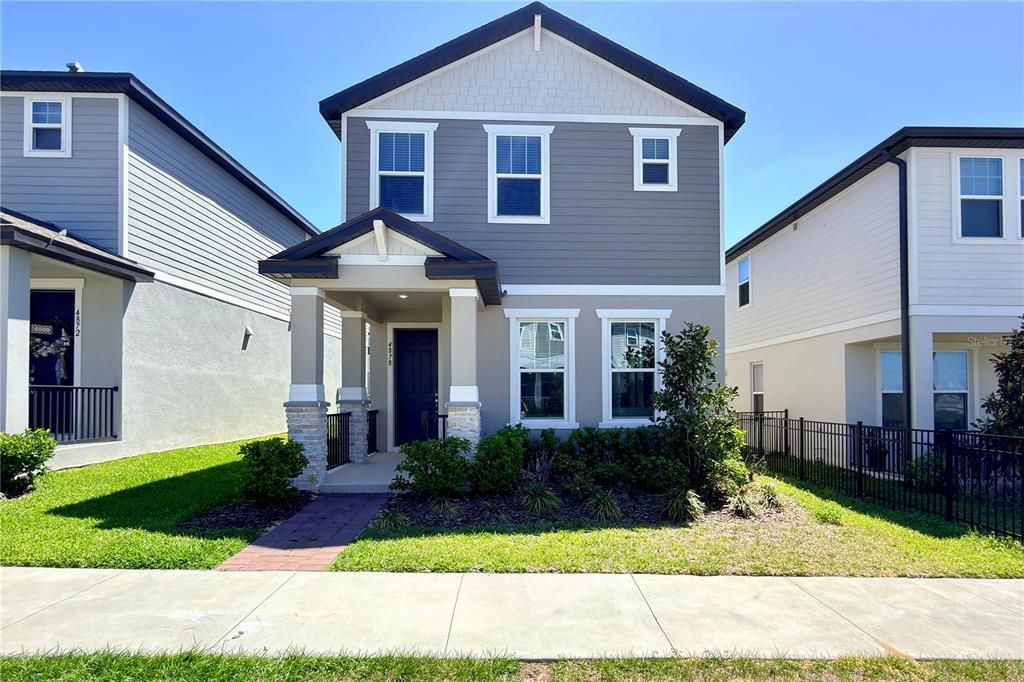 Recently Rented: $3,000 (4 beds, 2 baths, 2114 Square Feet)