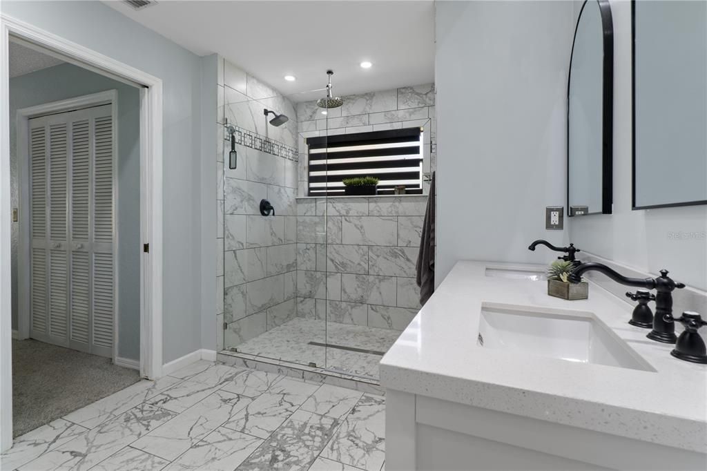 For Sale: $474,900 (3 beds, 2 baths, 2024 Square Feet)