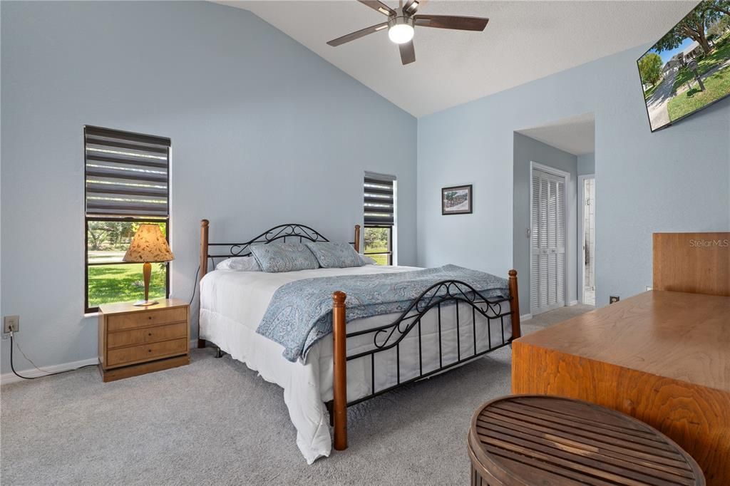 For Sale: $474,900 (3 beds, 2 baths, 2024 Square Feet)