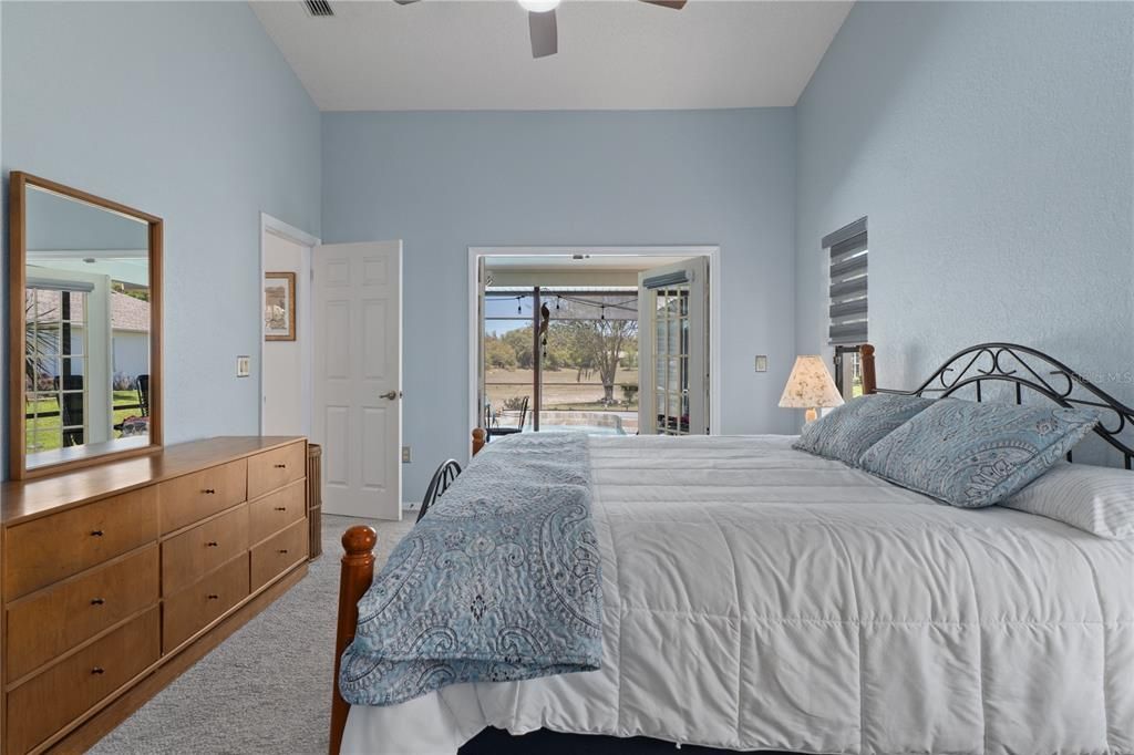 For Sale: $474,900 (3 beds, 2 baths, 2024 Square Feet)