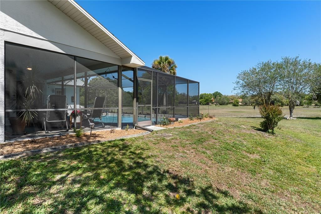 For Sale: $474,900 (3 beds, 2 baths, 2024 Square Feet)
