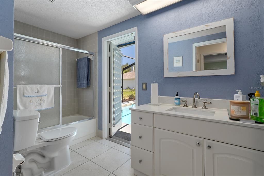 For Sale: $474,900 (3 beds, 2 baths, 2024 Square Feet)