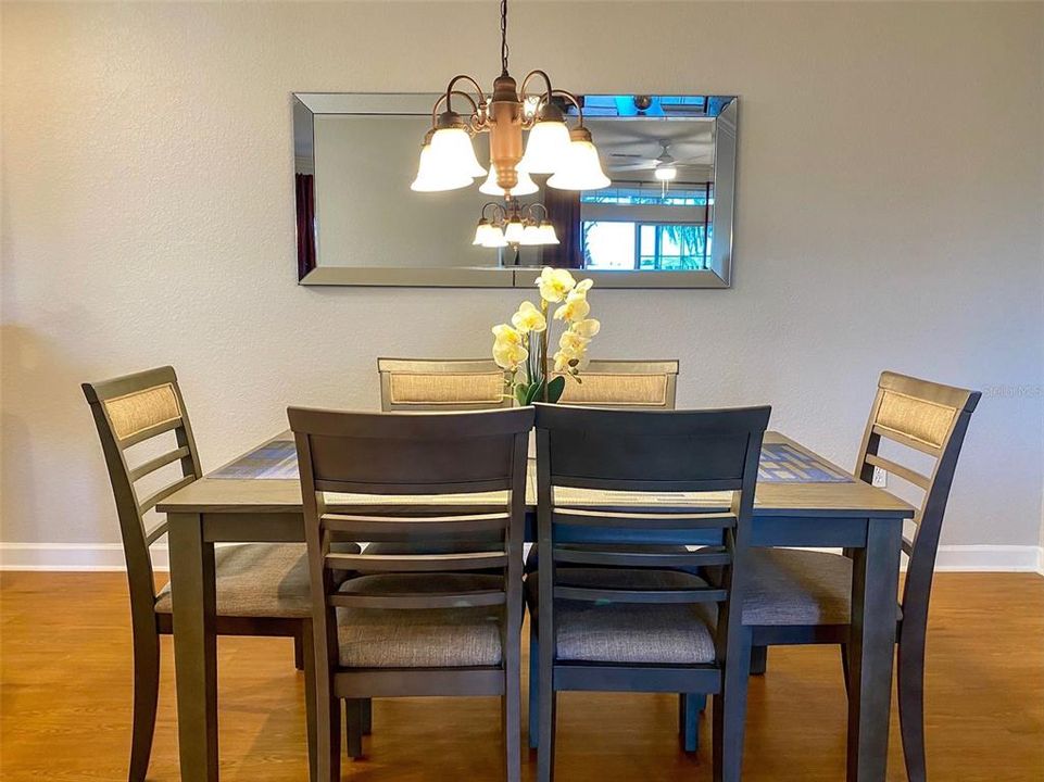 En Venta: $199,880 (3 camas, 2 baños, 1244 Pies cuadrados)