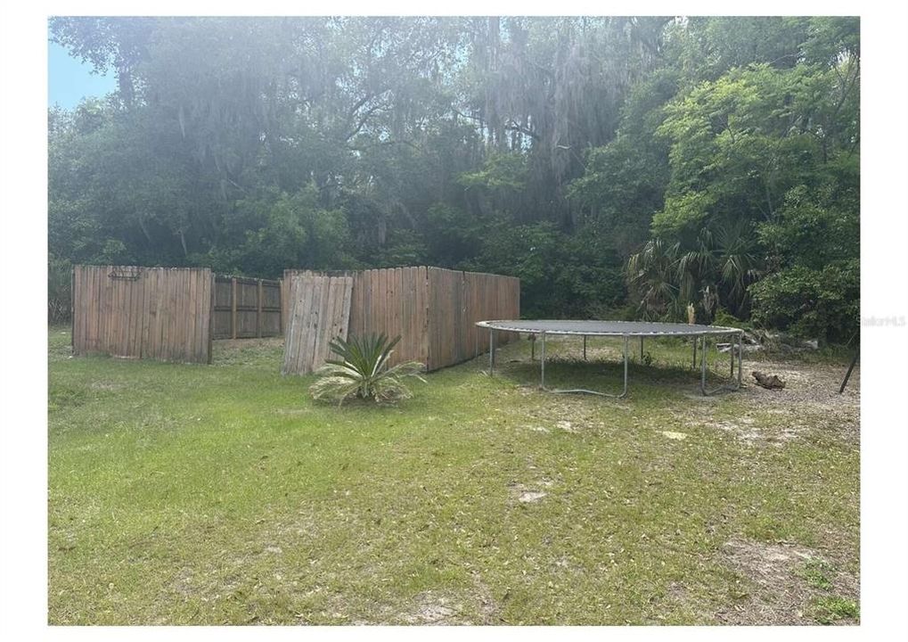 待售: $25,900 (0.17 acres)