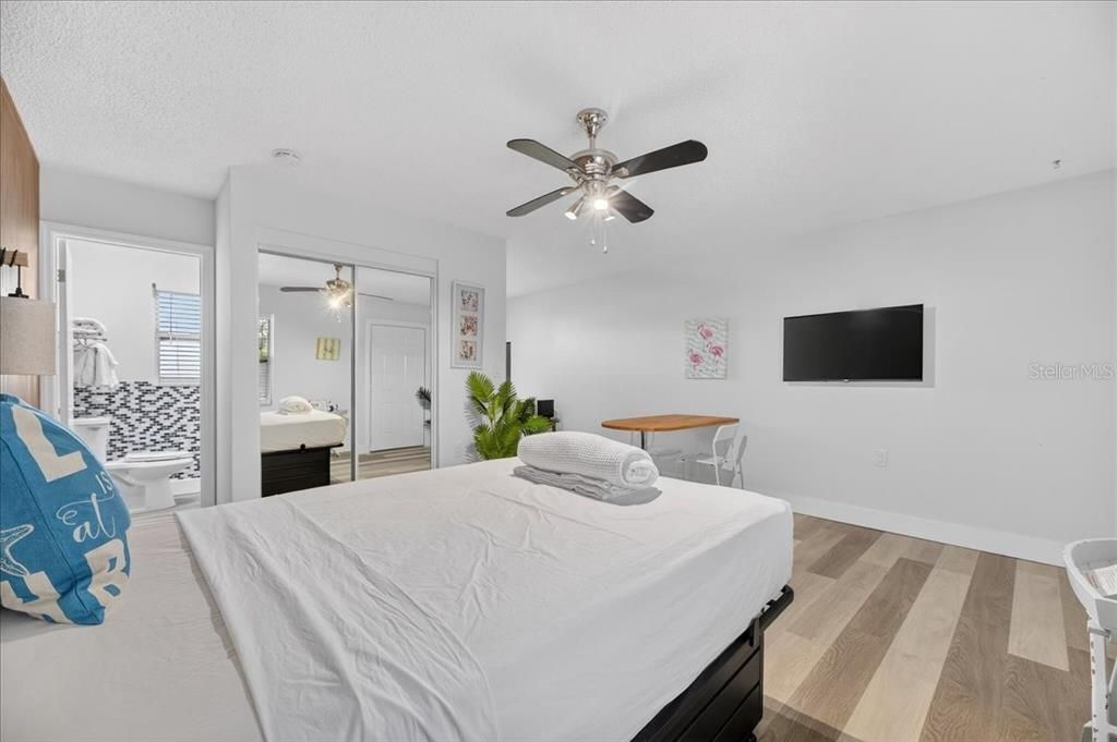 For Sale: $4,875,000 (0 beds, 0 baths, 8137 Square Feet)