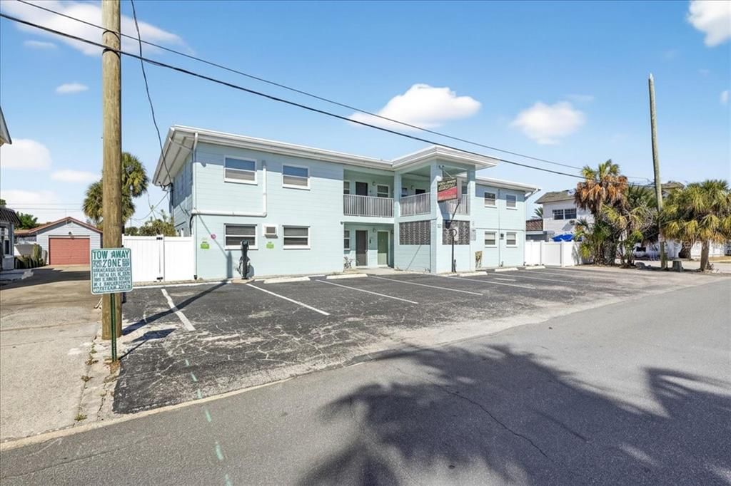 For Sale: $4,875,000 (0 beds, 0 baths, 8137 Square Feet)