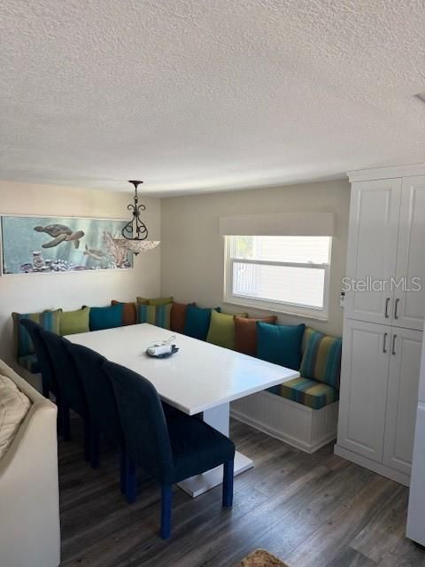 В аренду: $16,950 (5 спален, 4 ванн, 2952 Квадратных фут)