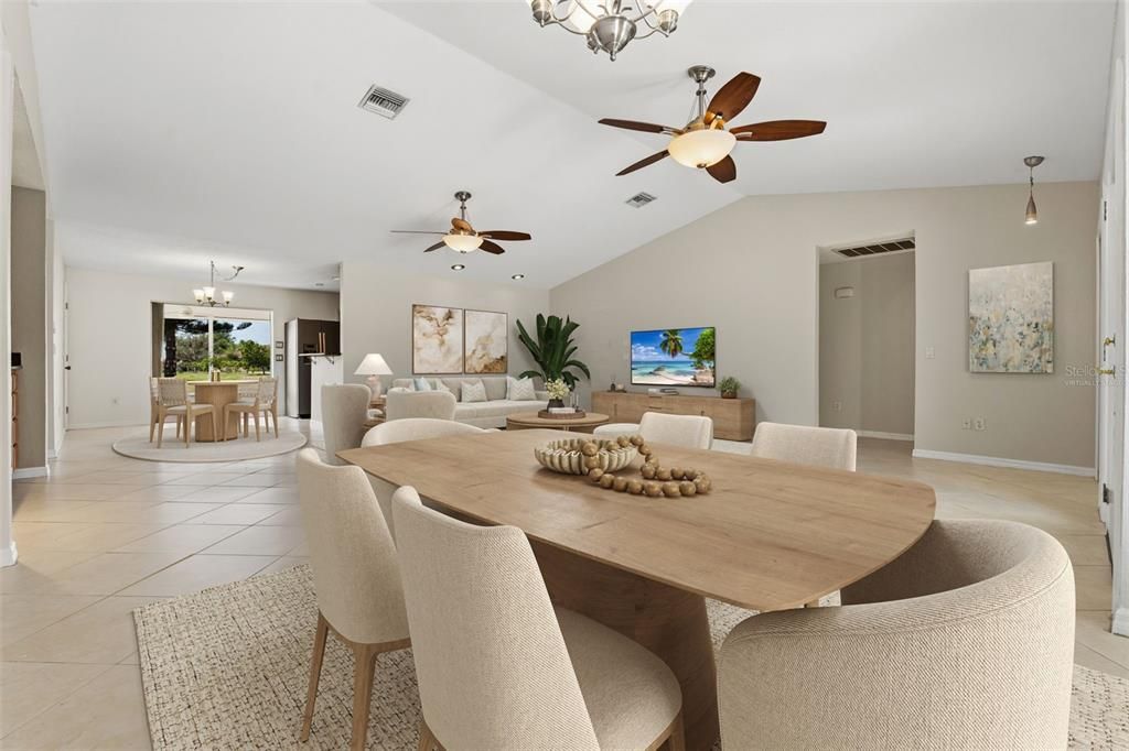 Activo con contrato: $329,000 (3 camas, 2 baños, 2223 Pies cuadrados)