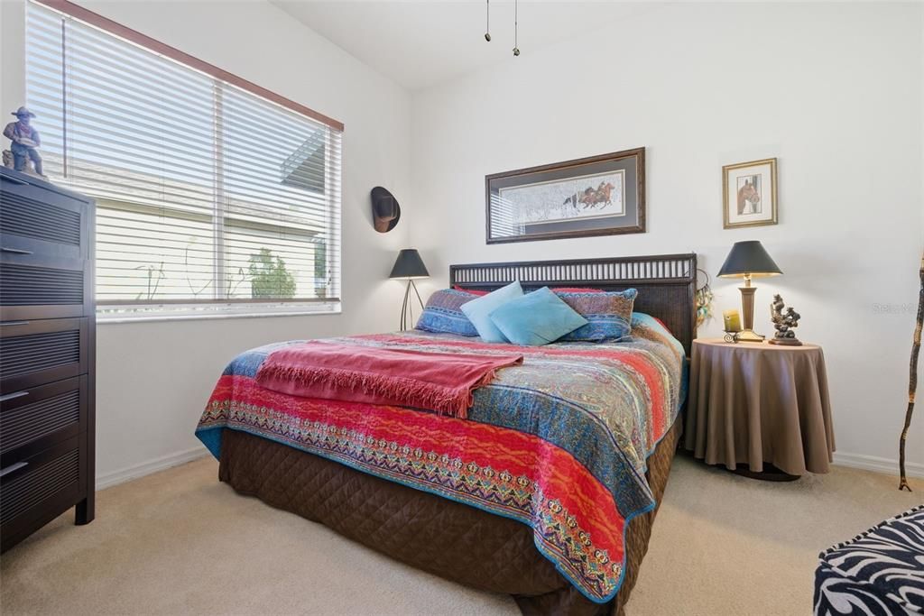 Activo con contrato: $559,900 (4 camas, 3 baños, 2466 Pies cuadrados)