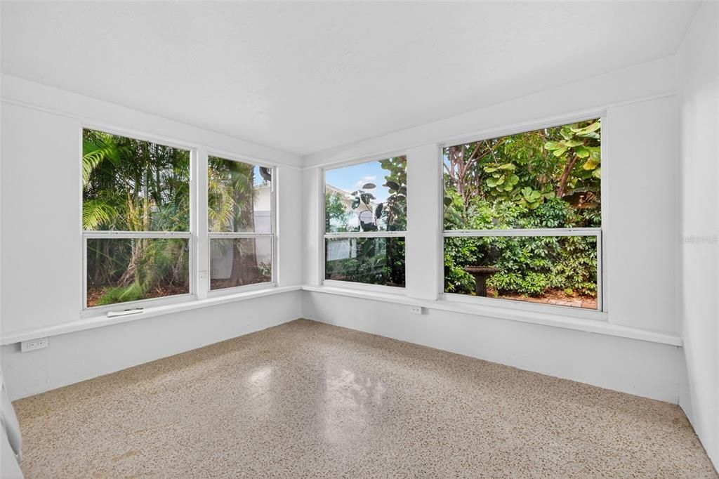 Active With Contract: $749,000 (4 beds, 3 baths, 2564 Square Feet)