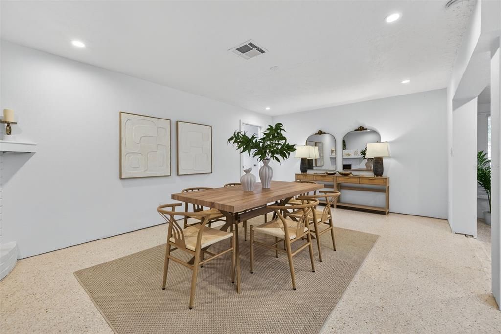 Active With Contract: $749,000 (4 beds, 3 baths, 2564 Square Feet)