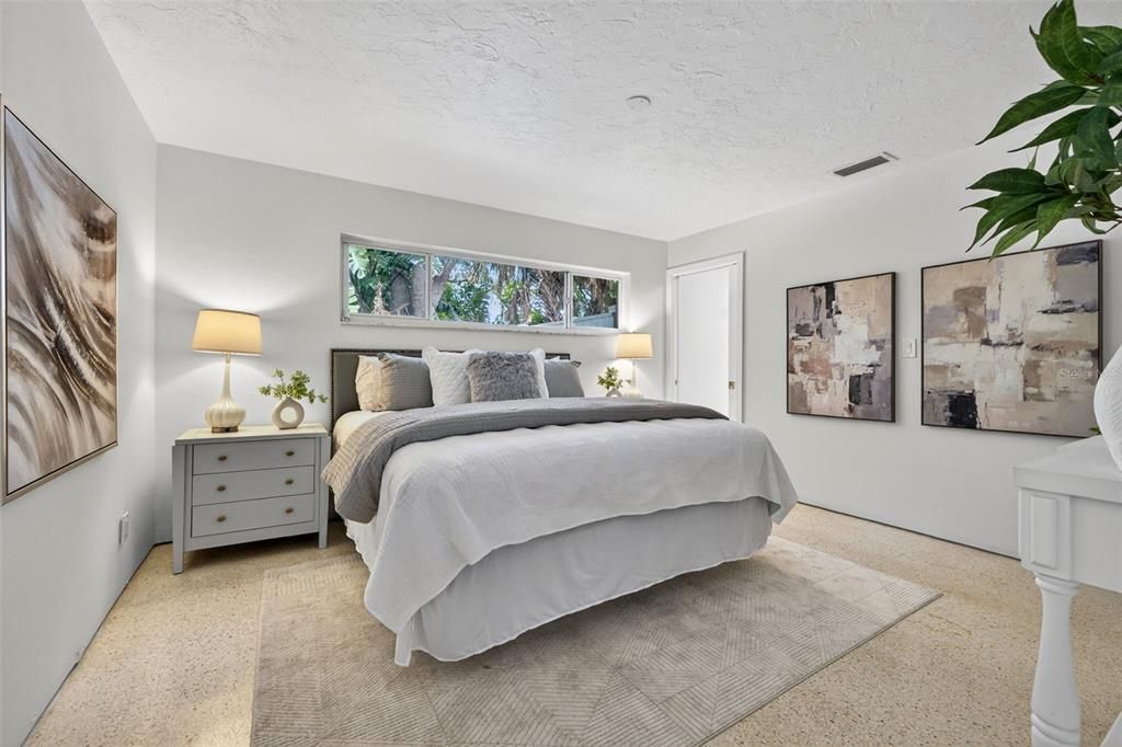Active With Contract: $749,000 (4 beds, 3 baths, 2564 Square Feet)