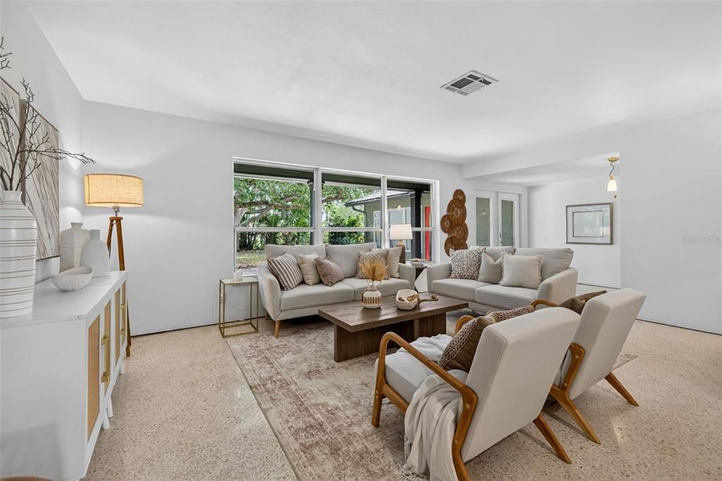 Active With Contract: $749,000 (4 beds, 3 baths, 2564 Square Feet)