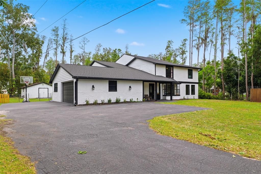 For Sale: $749,999 (4 beds, 3 baths, 3815 Square Feet)