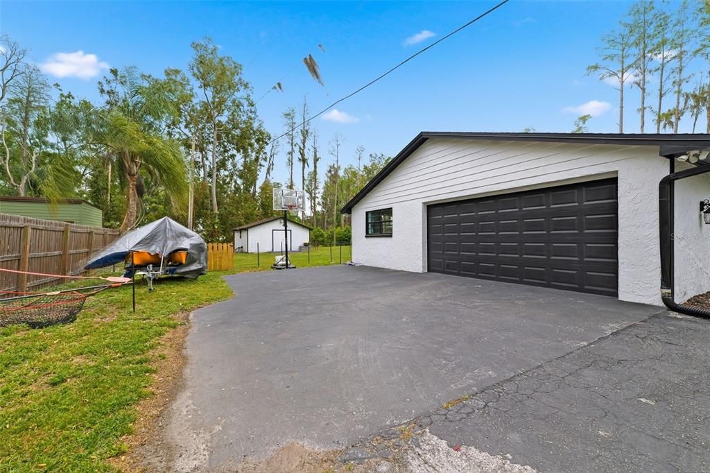 For Sale: $749,999 (4 beds, 3 baths, 3815 Square Feet)