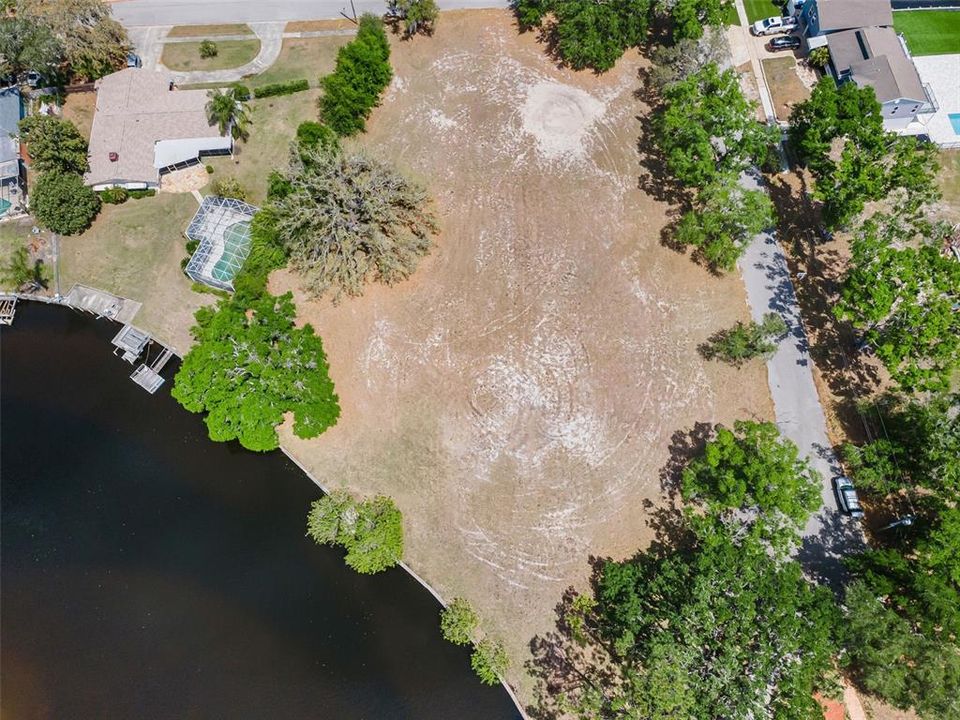 En Venta: $799,000 (1.46 acres)
