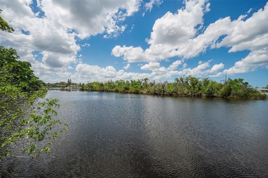 En Venta: $799,000 (1.46 acres)