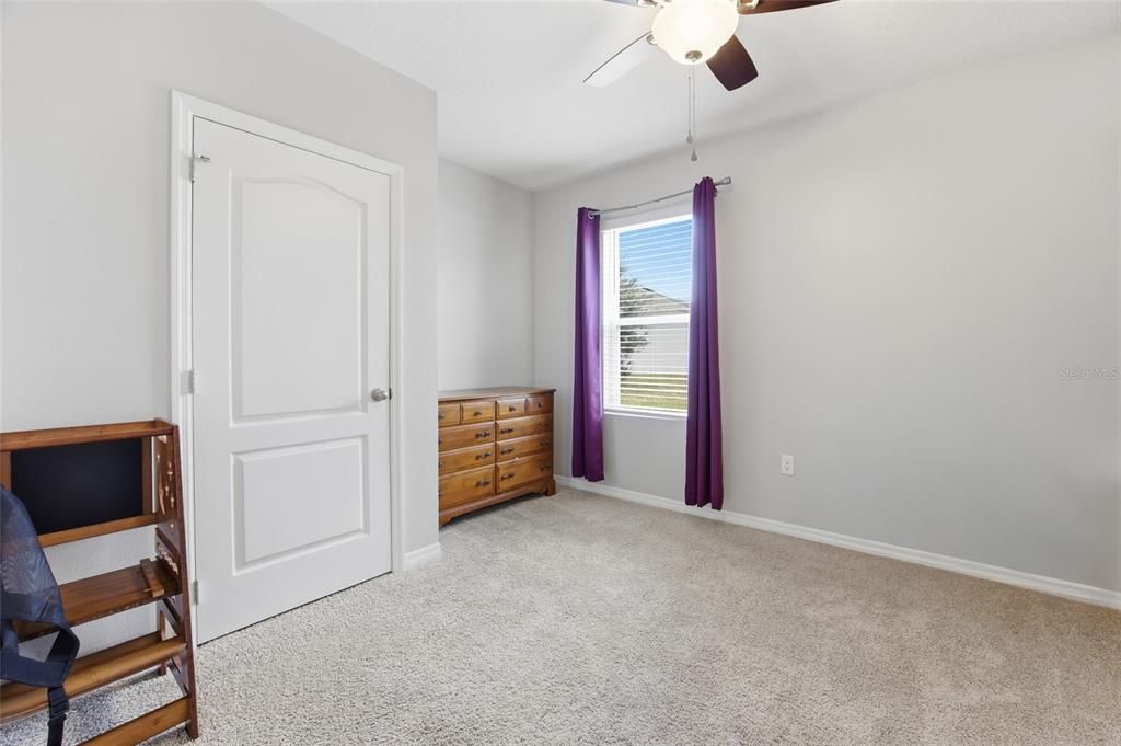 Active With Contract: $359,000 (5 beds, 3 baths, 2528 Square Feet)