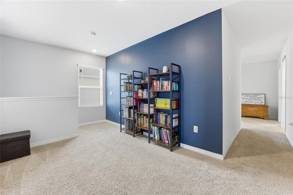 Active With Contract: $359,000 (5 beds, 3 baths, 2528 Square Feet)
