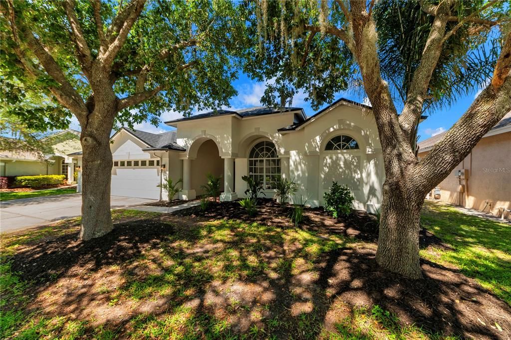 Active With Contract: $849,000 (4 beds, 3 baths, 2880 Square Feet)