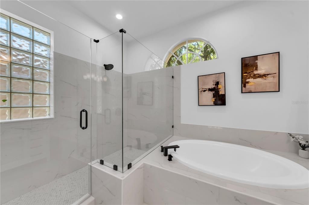 Active With Contract: $849,000 (4 beds, 3 baths, 2880 Square Feet)