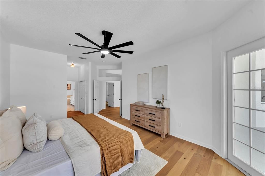 Active With Contract: $849,000 (4 beds, 3 baths, 2880 Square Feet)