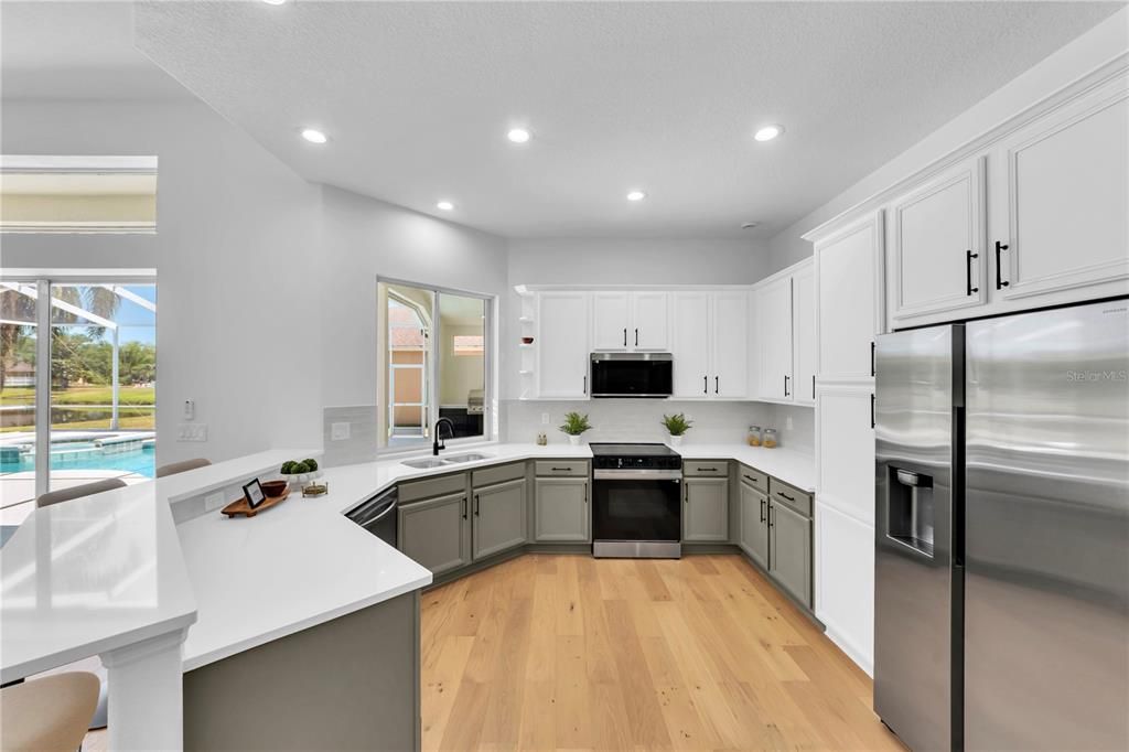Active With Contract: $849,000 (4 beds, 3 baths, 2880 Square Feet)